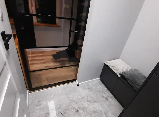 Mieszkanie 2 Pokojowe - 5km Od Sun Swieradow Zdroj شقة *